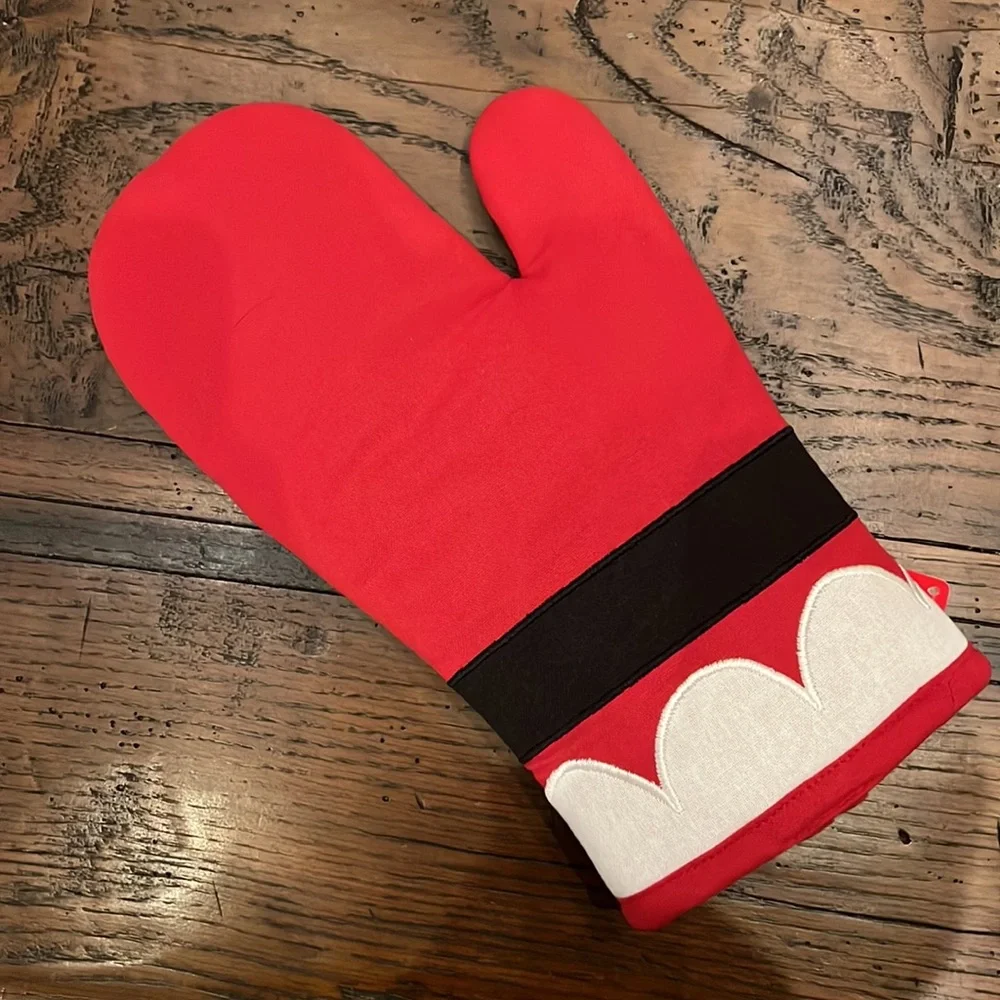 Brand new Sur La Table Santa Oven Mitt